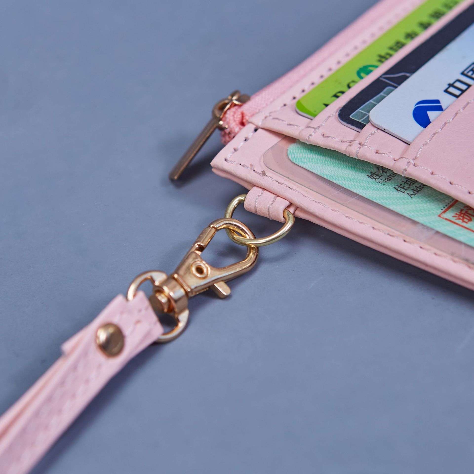 フラグメント ケース 上質な薄型カード入れ
